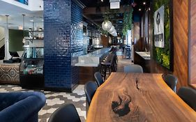 Hotel Saint Clair - Magnificent Mile